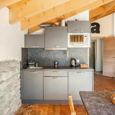 Foresteria Vecchiascuola Pianazzola Bed & Breakfast