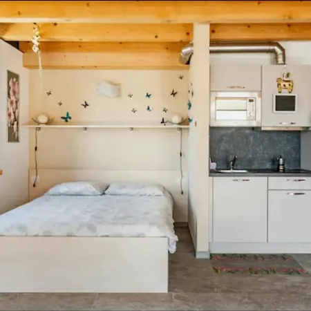 Foresteria Vecchiascuola Pianazzola Bed & Breakfast *
