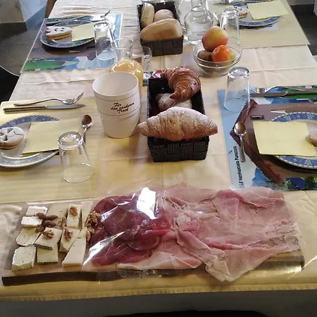 Foresteria Vecchiascuola Pianazzola Couette-café 3*