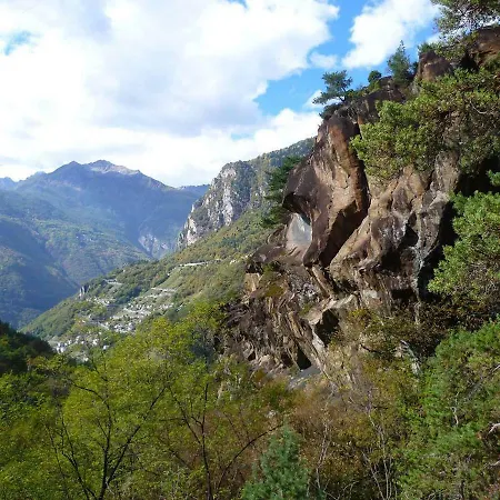 Foresteria Vecchiascuola Pianazzola Bed & Breakfast Chiavenna