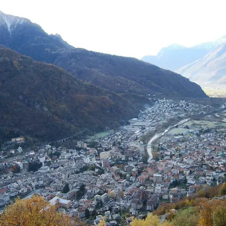 Foresteria Vecchiascuola Pianazzola * Chiavenna