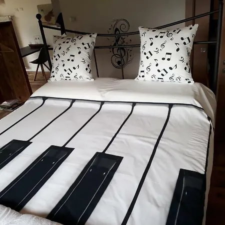 Nocleg ze śniadaniem Foresteria Vecchiascuola Pianazzola