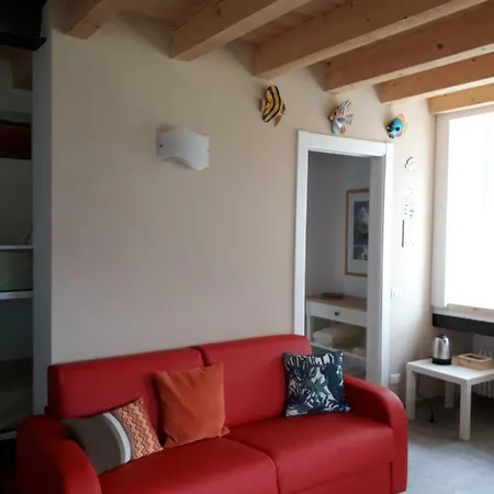 Foresteria Vecchiascuola Pianazzola 3*